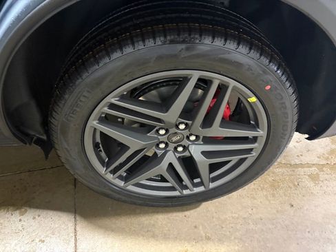 New 2026 Ford Explorer ST w/ Sun And Sound Package image 30