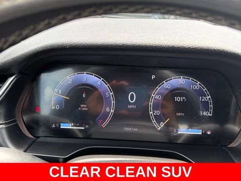 Used 2025 Jeep Grand Cherokee Laredo X w/ Luxury Tech Group I AWD/4WD image 19