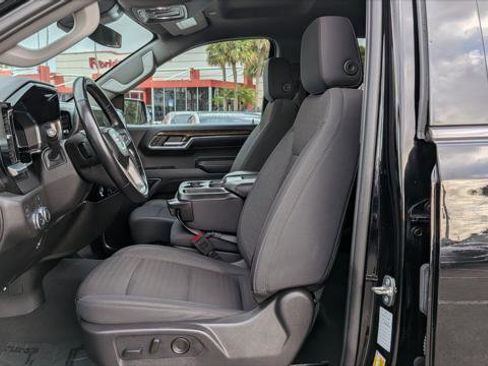 Used 2024 GMC Sierra 1500 SLE image 16