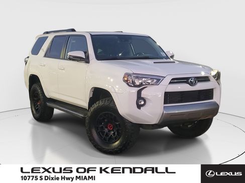 Used 2022 Toyota 4Runner TRD Off-Road Premium image 1