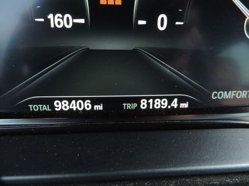 Used 2018 BMW 530i w/ Premium Package image 30