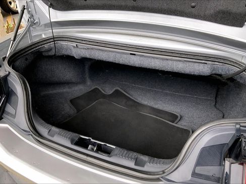 Used 2024 Ford Mustang Premium RWD image 31