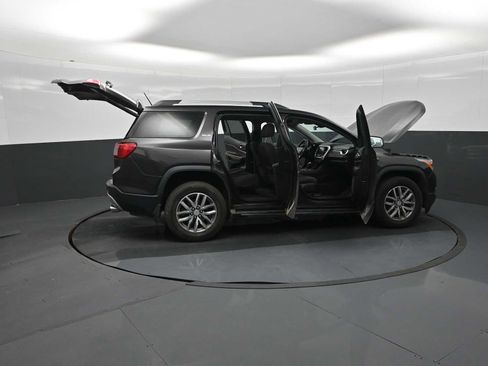 Used 2017 GMC Acadia SLE AWD/4WD image 57