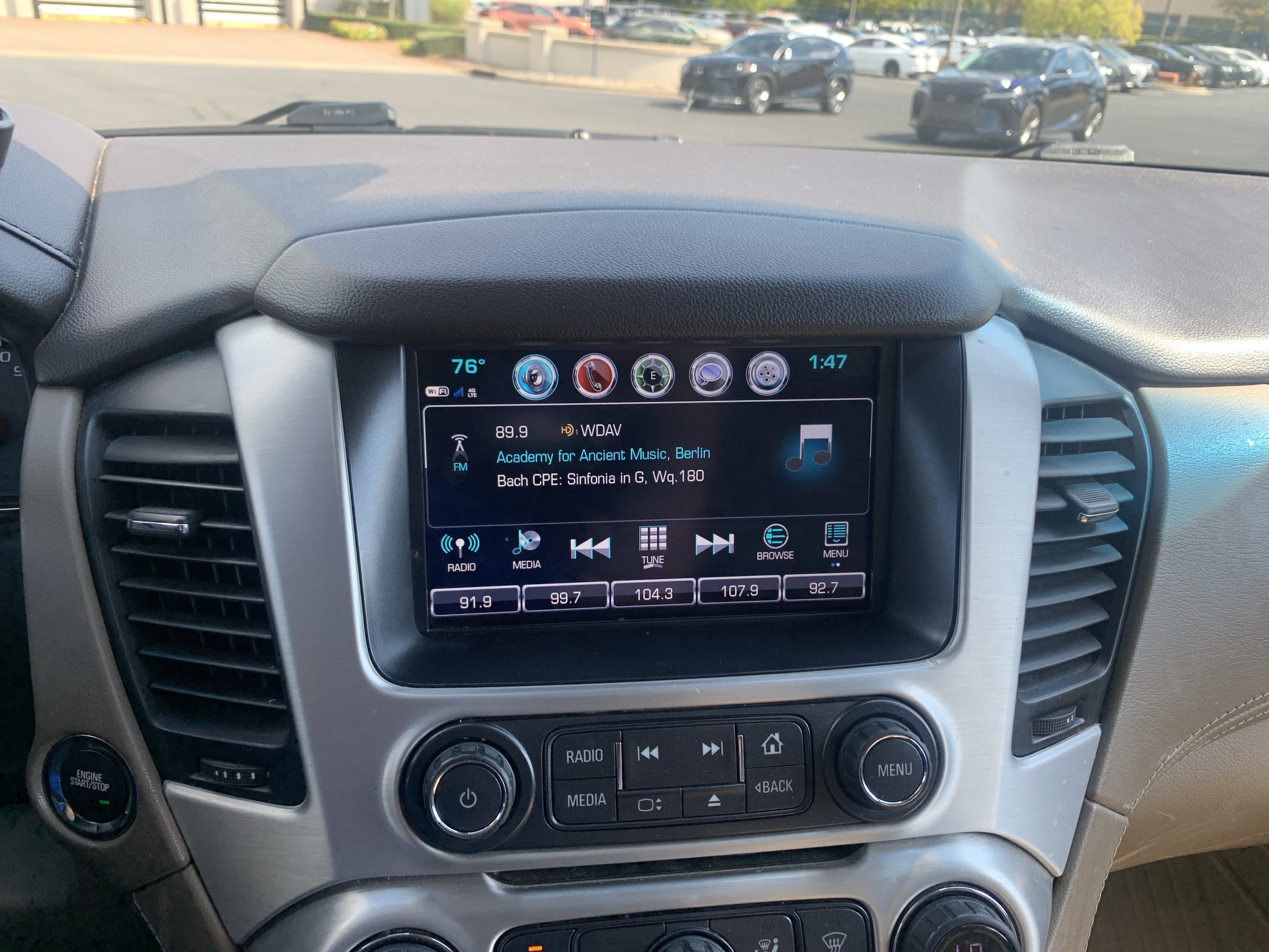 Used 2019 GMC Yukon XL SLT w/ Open Road Package AWD/4WD image 23