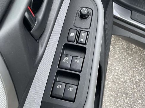 Used 2019 Subaru Outback 2.5i AWD/4WD image 6