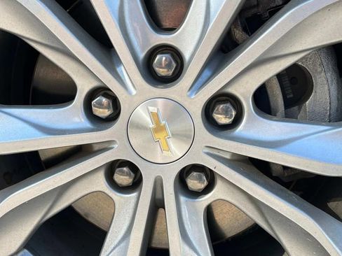 Used 2024 Chevrolet Malibu LT image 13