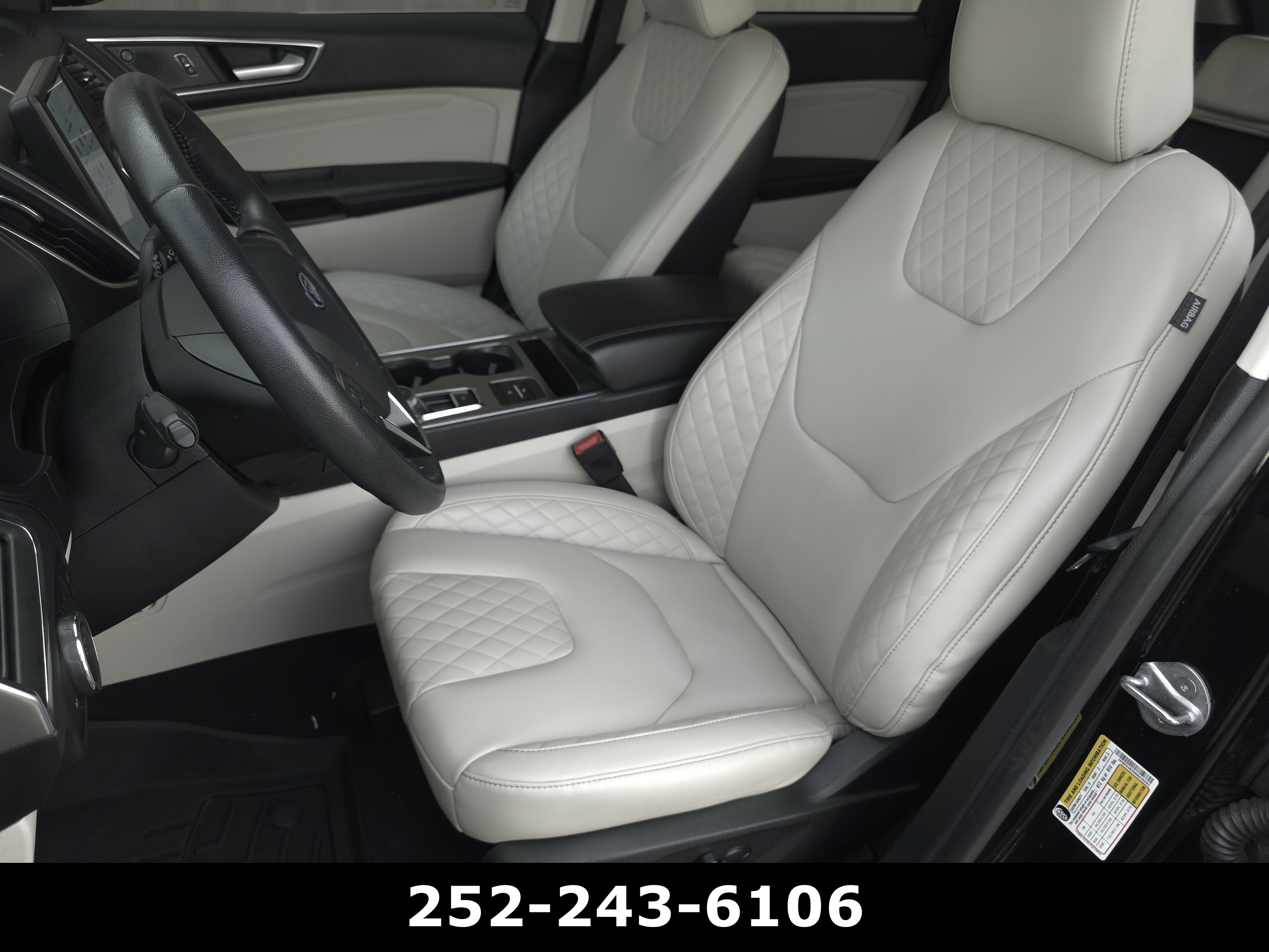 Used 2024 Ford Edge Titanium AWD/4WD image 10