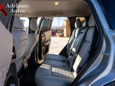 Used 2023 Mitsubishi Outlander SEL 40th Anniversary image 6