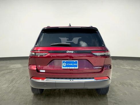 Used 2025 Jeep Grand Cherokee Laredo w/ Trailer Tow Package image 7