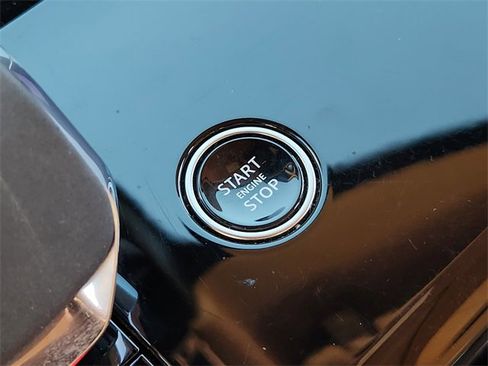 Used 2024 Land Rover Range Rover Sport SE image 20