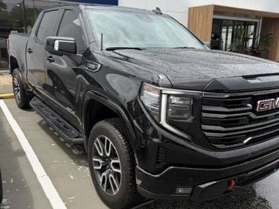 Used 2025 GMC Sierra 1500 AT4 w/ AT4 Premium Package
