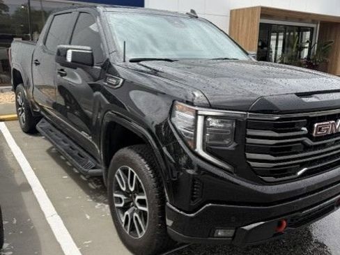 Used 2025 GMC Sierra 1500 AT4 w/ AT4 Premium Package AWD/4WD image 1