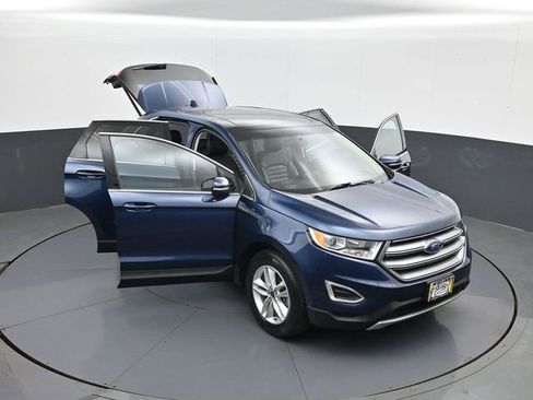Used 2017 Ford Edge SEL w/ Equipment Group 201A AWD/4WD image 29