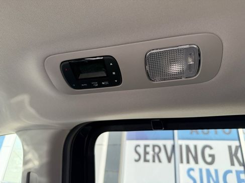 New 2026 Honda Odyssey Touring image 33