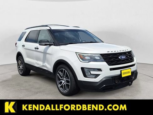 Used 2017 Ford Explorer Sport AWD/4WD image 7