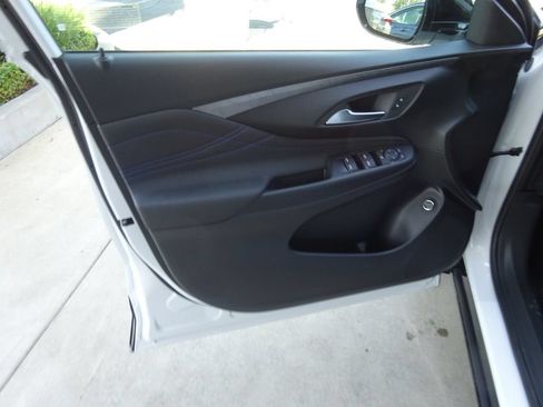 New 2026 Buick Envista Sport Touring w/ Convenience I Package FWD image 23