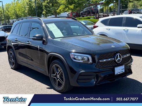 Used 2023 Mercedes-Benz GLB 250 4MATIC image 1