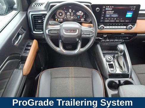 Used 2024 GMC Canyon AT4 AWD/4WD image 4