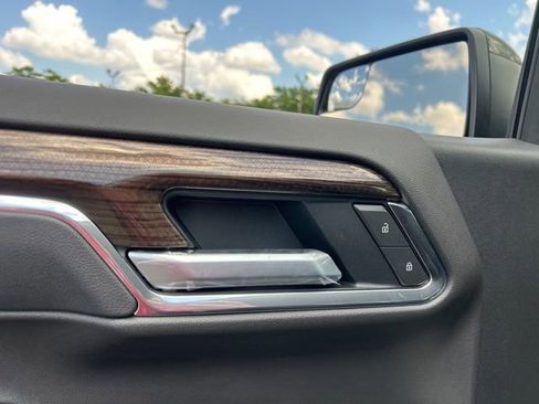 New 2026 Chevrolet Silverado 1500 LT Trail Boss w/ Convenience Package II AWD/4WD image 12