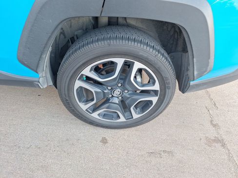 Used 2019 Toyota RAV4 Adventure image 11