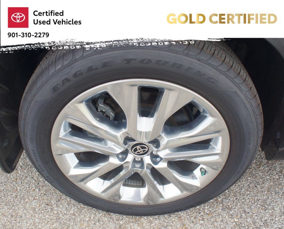 Used 2025 Toyota Highlander Limited AWD/4WD image 26