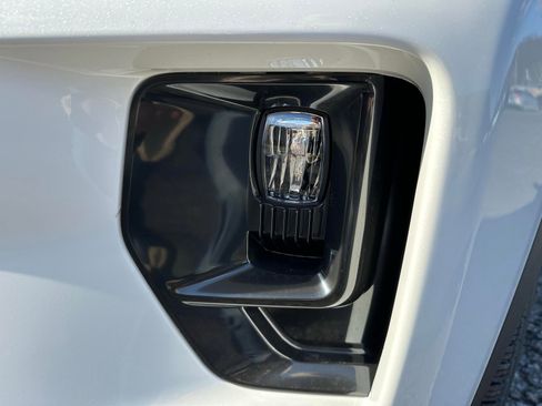 New 2026 Ford Explorer ST-Line w/ ST-Line Street Pack image 13