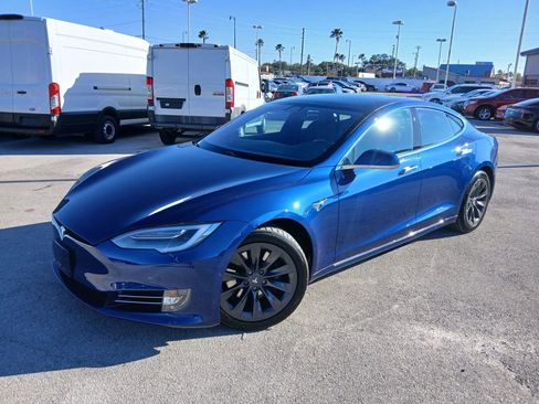 Used 2020 Tesla Model S Long Range image 1