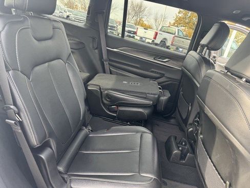 Used 2024 Jeep Grand Cherokee L Limited image 33