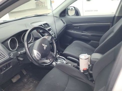 Used 2013 Mitsubishi Outlander Sport ES image 9