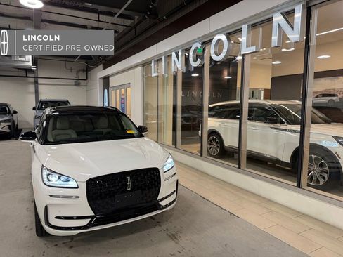 Used 2025 Lincoln Corsair Grand Touring w/ Equipment Group 301A AWD/4WD image 1