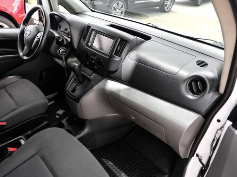 Used 2021 Nissan NV200 S w/ Back Door Glass Package FWD image 9