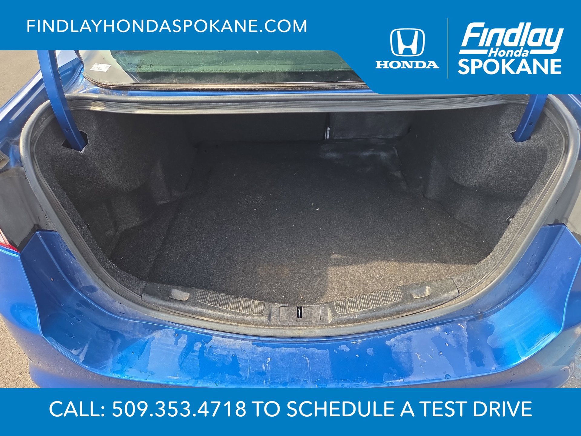 Used 2017 Ford Fusion SE w/ Fusion SE Technology Package FWD image 12