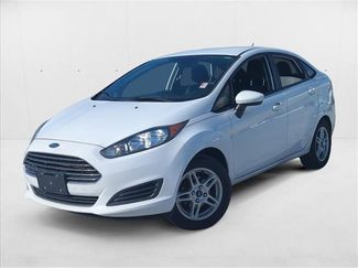 Used 2017 Ford Fiesta SE image 1