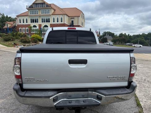 Used 2013 Toyota Tacoma PreRunner w/ SR5 Pkg RWD image 7