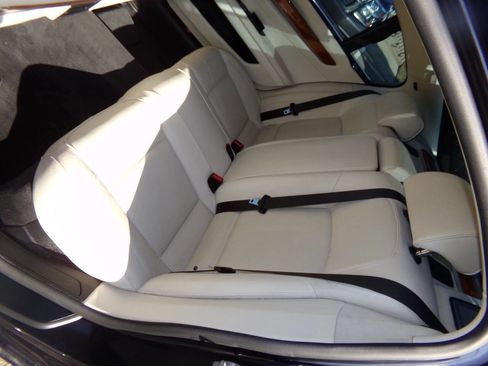 Used 2015 BMW 750Li image 13