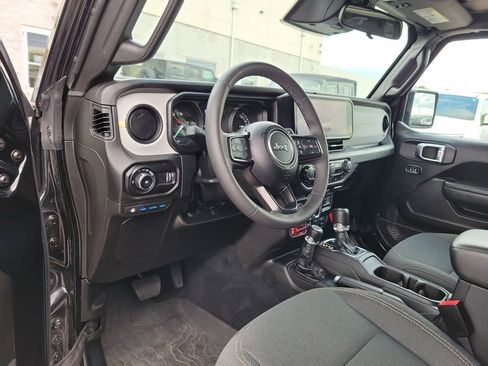 Used 2025 Jeep Wrangler Unlimited Sport S 4xe AWD/4WD image 13