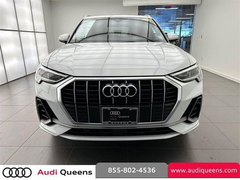 Certified 2022 Audi Q3 2.0T Premium Plus w/ Premium Plus Package image 7