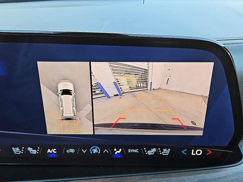 New 2026 Chevrolet Tahoe High Country w/ Sun And Tow Package AWD/4WD image 19