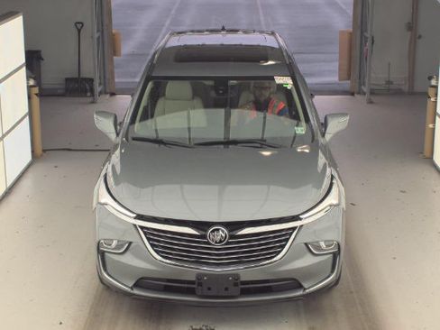 Used 2023 Buick Enclave Essence w/ Experience Buick Package FWD image 7