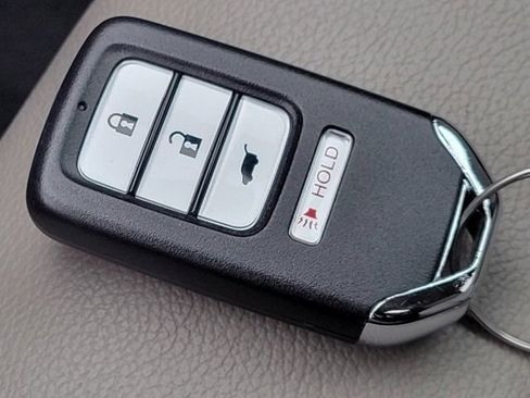 Used 2018 Honda HR-V EX-L image 35