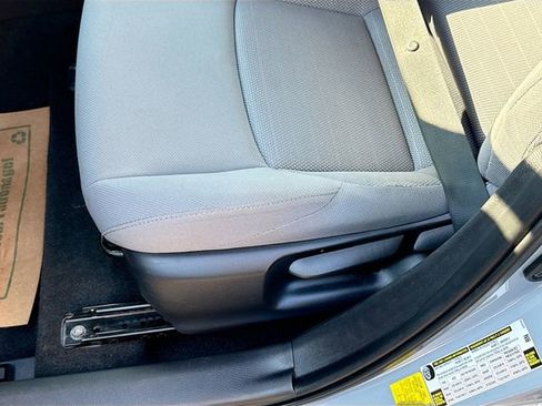 Used 2021 Toyota Corolla SE w/ Carpet Mat Package (TMS) image 19