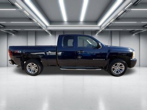 Used 2007 Chevrolet Silverado 1500 LT w/ 1LT Convenience Package AWD/4WD image 1