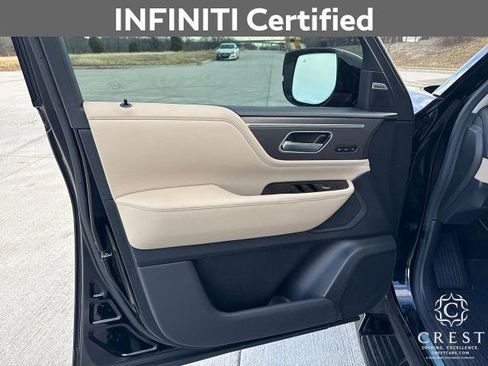 Certified 2025 INFINITI QX80 Pure image 11