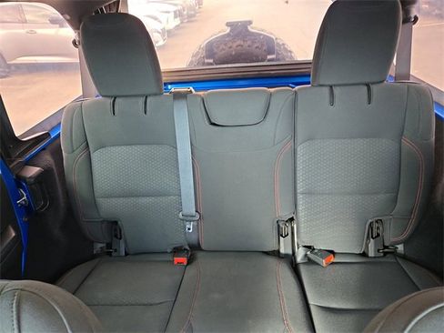 Used 2021 Jeep Wrangler Unlimited Rubicon w/ Cold Weather Group image 34