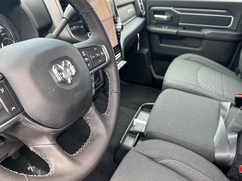 New 2026 RAM 2500 Big Horn AWD/4WD image 9