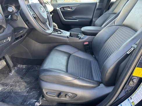 Certified 2020 Toyota RAV4 XSE image 6