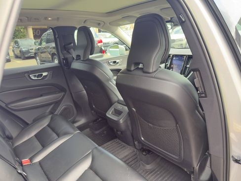 Certified 2023 Volvo XC60 B5 Core w/ Climate Package image 31