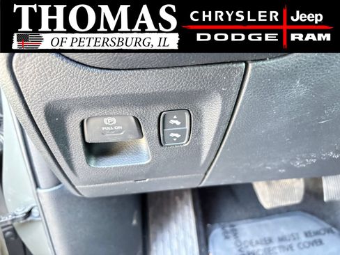 Used 2026 RAM 1500 Laramie AWD/4WD image 18