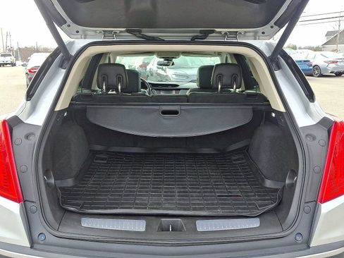 Used 2017 Cadillac XT5 Luxury w/ Driver Awareness Package image 30