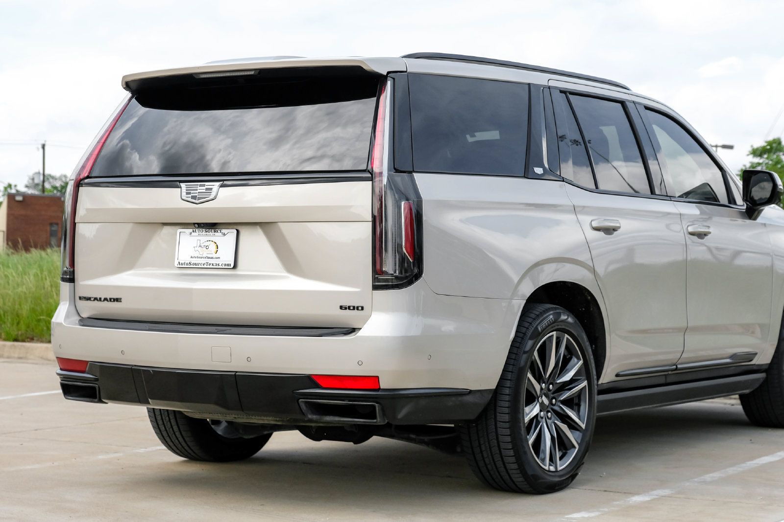 Used 2021 Cadillac Escalade Sport Platinum AWD/4WD image 10